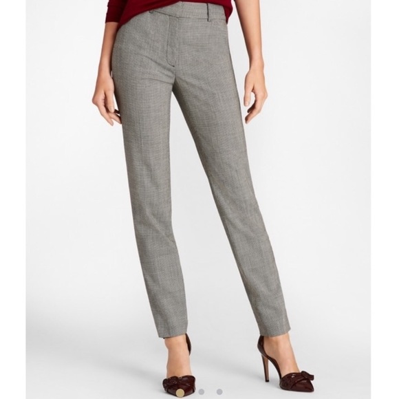 BROOKS BROTHERSEstethia Mini Houndstooth Wool Tapered Ankle Pants